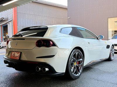 2020 Ferrari GTC4 LUSSO — фото 4