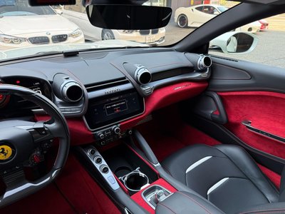 2020 Ferrari GTC4 LUSSO — миниатюра 36