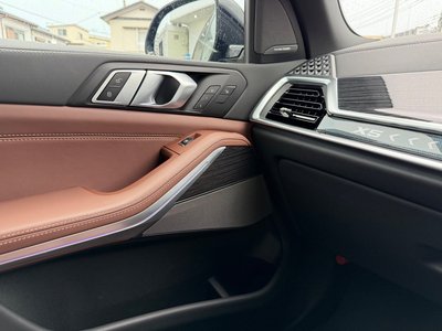 صورة مصغرة 43 لـ 2025 BMW X5