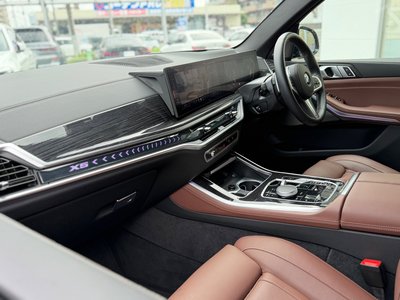 صورة 13 لـ 2025 BMW X5