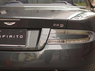 2010 Aston Martin DB9 VOLANTE 缩略图 9