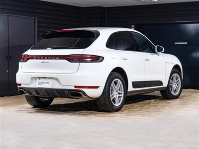 2019 Porsche MACAN photo 3