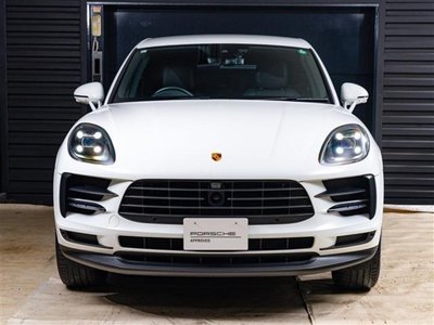 2019 Porsche MACAN photo 4