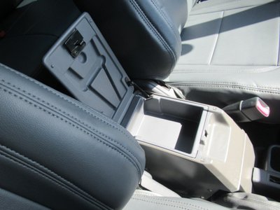 2004 Toyota LAND CRUISER 70 thumbnail 33