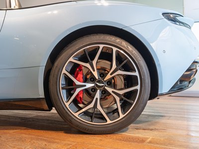 صورة 16 لـ 2018 Aston Martin DB11 VOLANTE