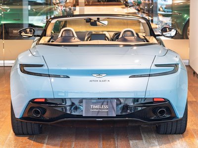 صورة 13 لـ 2018 Aston Martin DB11 VOLANTE
