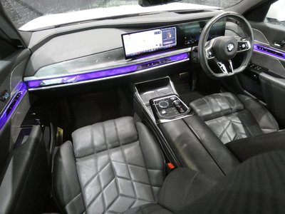 2023 BMW 7 SERIES photo 15