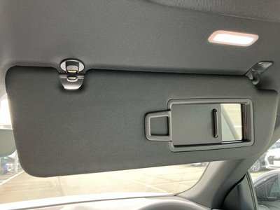 صورة مصغرة 79 لـ 2025 AUDI Q8