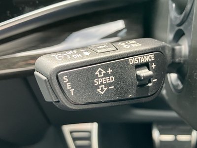 صورة مصغرة 56 لـ 2025 AUDI Q8