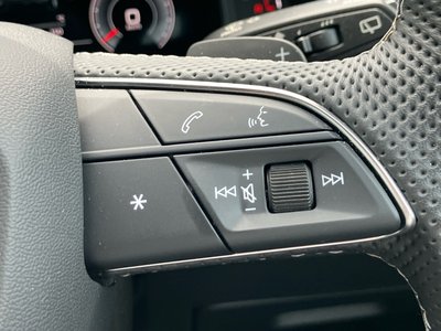 صورة مصغرة 64 لـ 2025 AUDI Q8