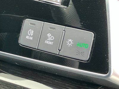 صورة مصغرة 59 لـ 2025 AUDI Q8