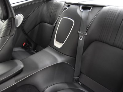 2017 Aston Martin DB11 — миниатюра 14