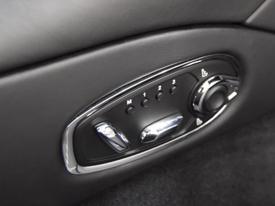 2017 Aston Martin DB11 — миниатюра 18