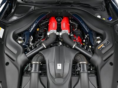 صورة 10 لـ 2021 Ferrari ROMA