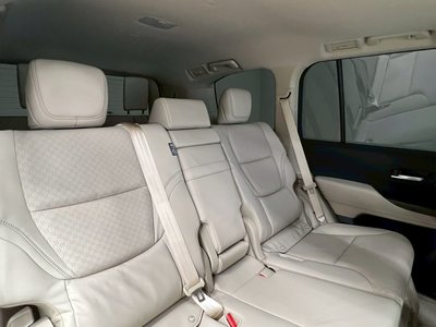 صورة 47 لـ 2025 Toyota LAND CRUISER 300