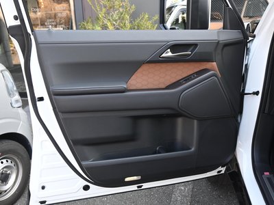 2025 Lexus GX — миниатюра 34