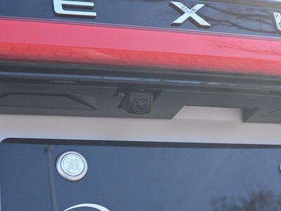 2025 Lexus GX — миниатюра 15