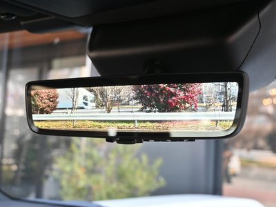2025 Lexus GX — миниатюра 28