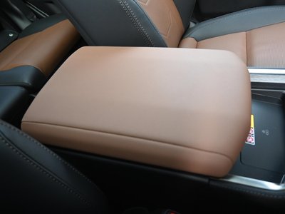 2025 Lexus GX — миниатюра 26