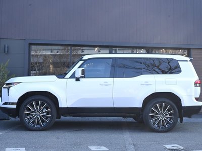 2025 Lexus GX — миниатюра 2