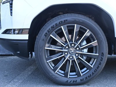 2025 Lexus GX — миниатюра 4