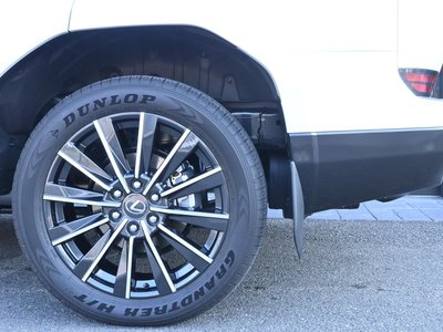 2025 Lexus GX — миниатюра 5