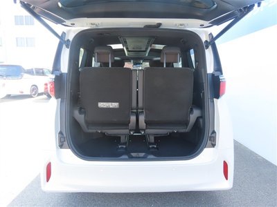 2023 Toyota ALPHARD — фото 13