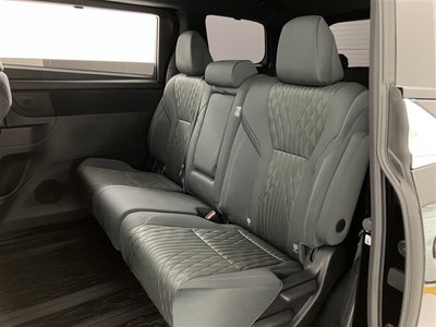 صورة 36 لـ 2025 Toyota ALPHARD