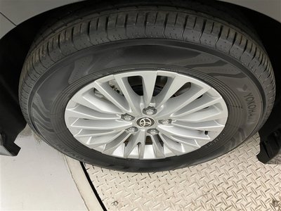 صورة 39 لـ 2025 Toyota ALPHARD