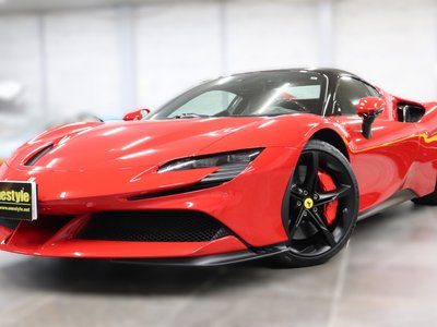 صورة 1 لـ 2022 Ferrari SF90 SPIDER
