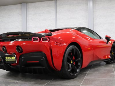 صورة 8 لـ 2022 Ferrari SF90 SPIDER