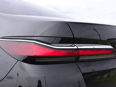 2023 BMW 7 SERIES thumbnail 38