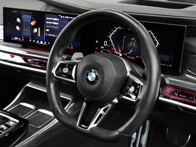 2023 BMW 7 SERIES photo 5