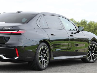 2023 BMW 7 SERIES thumbnail 43