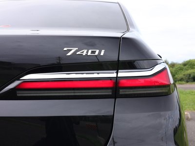 2023 BMW 7 SERIES photo 10