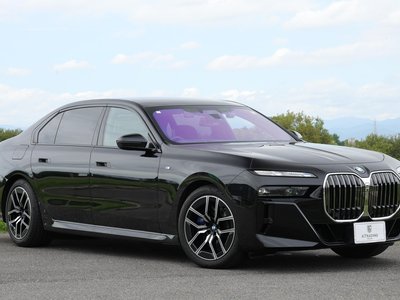 2023 BMW 7 SERIES thumbnail 23