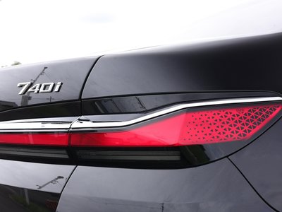 2023 BMW 7 SERIES thumbnail 35
