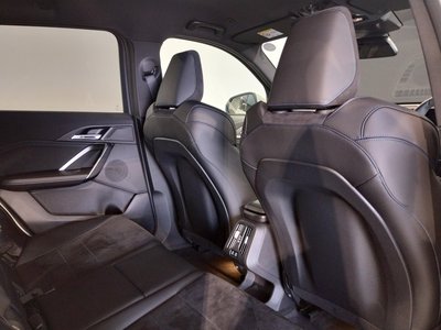 2025 BMW IX1 thumbnail 35