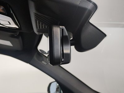 2025 BMW IX1 thumbnail 80