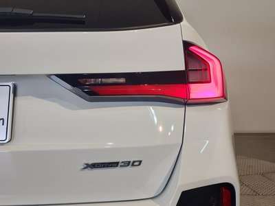 2025 BMW IX1 thumbnail 19