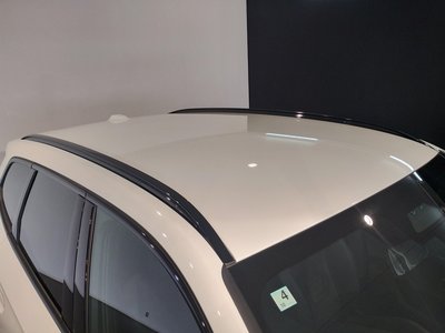 2025 BMW IX1 photo 15