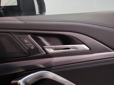 2025 BMW IX1 thumbnail 44