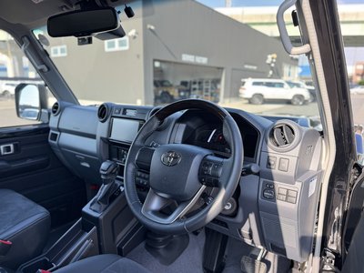 2026 Toyota LAND CRUISER 70 — миниатюра 41
