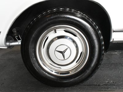 1966 Mercedes-BENZ SL 照片 31