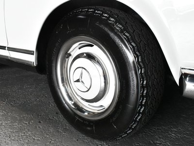 1966 Mercedes-BENZ SL 照片 25