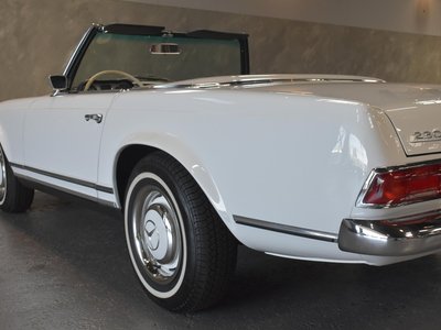 1966 Mercedes-BENZ SL 照片 36