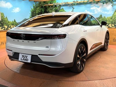 2023 Toyota CROWN CROSSOVER photo 62