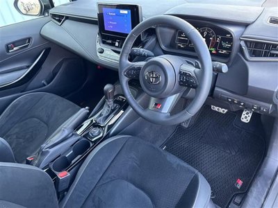 2025 Toyota GR COROLLA — миниатюра 20