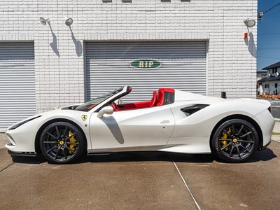 2023 Ferrari F8 SPIDER — фото 7