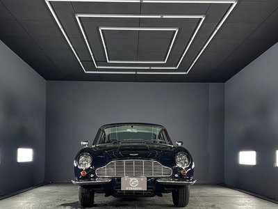 1966 Aston Martin DB6 — фото 5